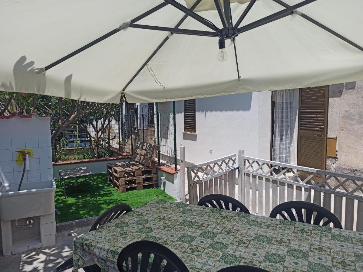 Villa A Casa Di Nonna Maria Terrasini Exterior foto